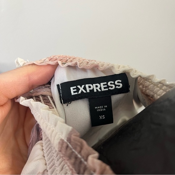 Express Floral Halter Mini Dress - Picture 6 of 6